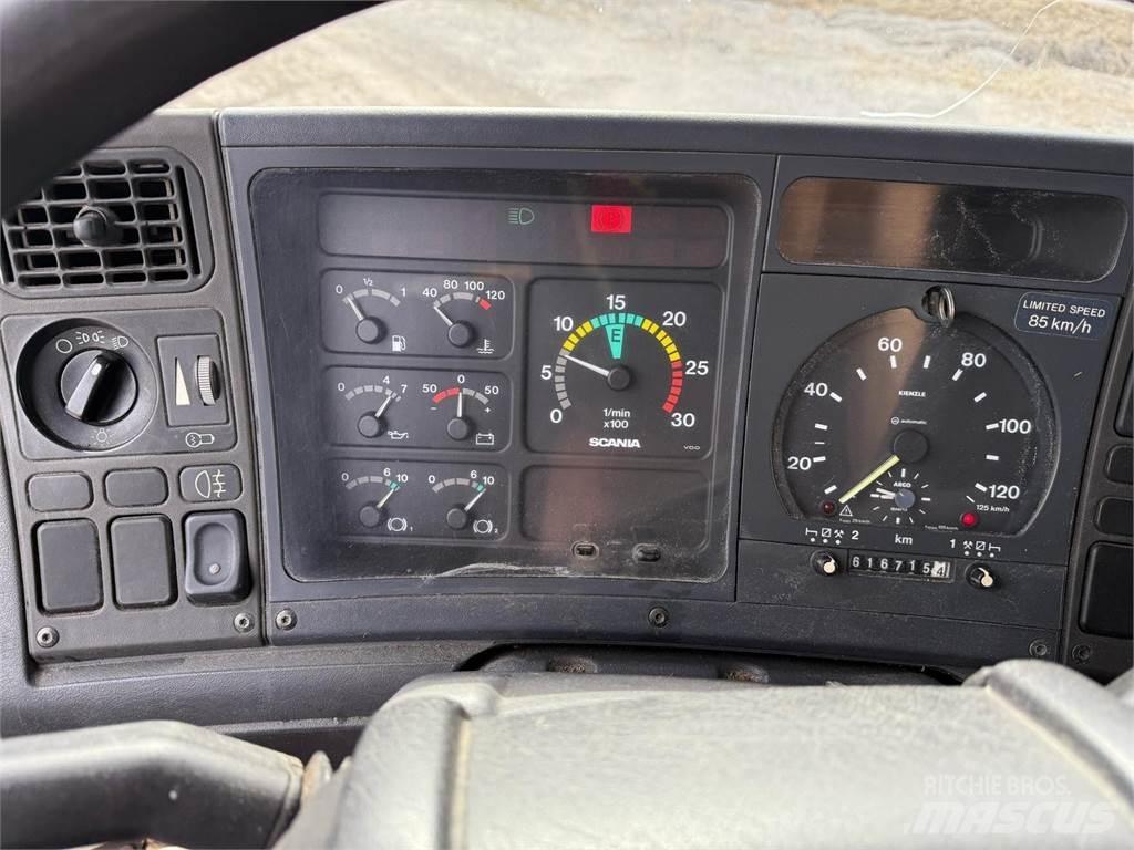 Scania P94 Kapali kasa kamyonlar