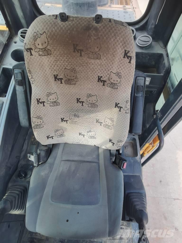 Hyundai R 275LC-9T Paletli ekskavatörler