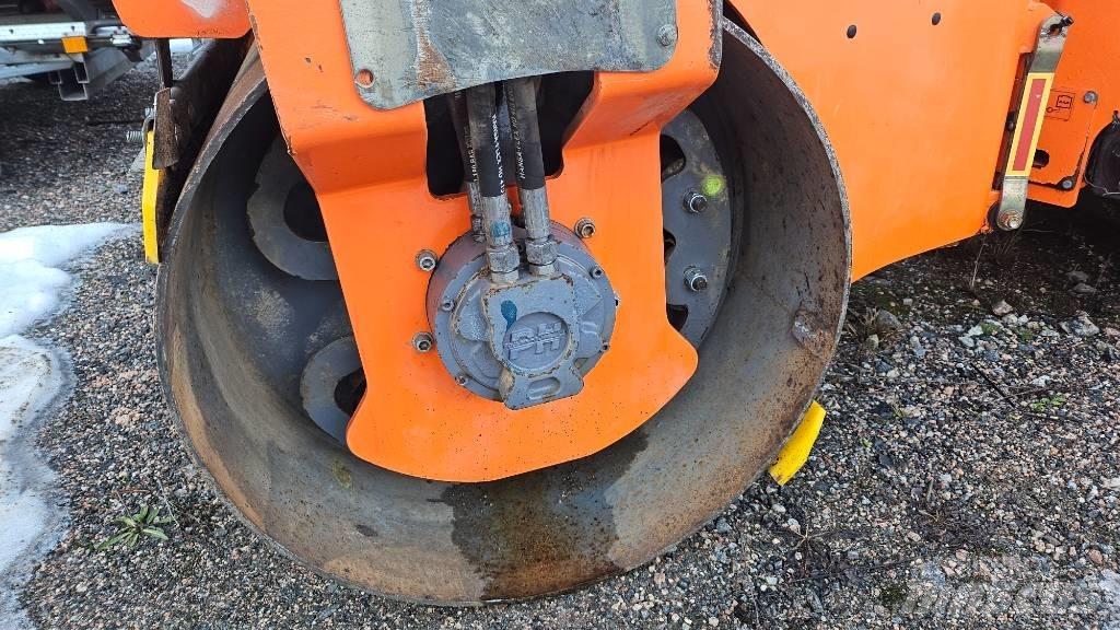 Hamm HD 12 VV Çift tamburlu silindirler
