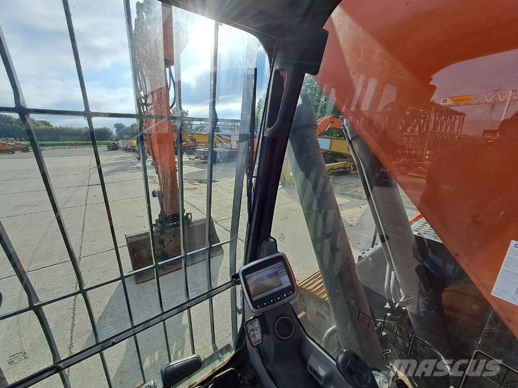 Doosan DX235LCR-5 Paletli ekskavatörler