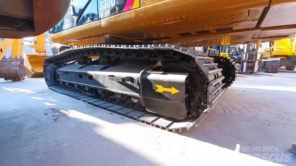 CAT 330D2L Paletli ekskavatörler