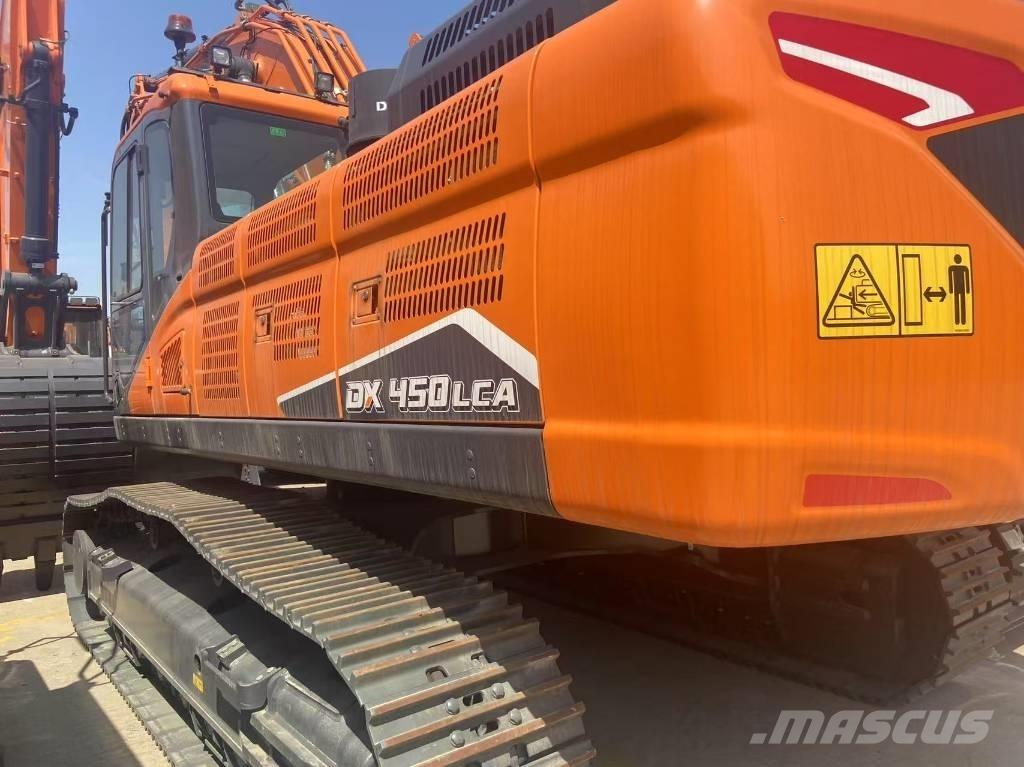Develon DX 450 Paletli ekskavatörler