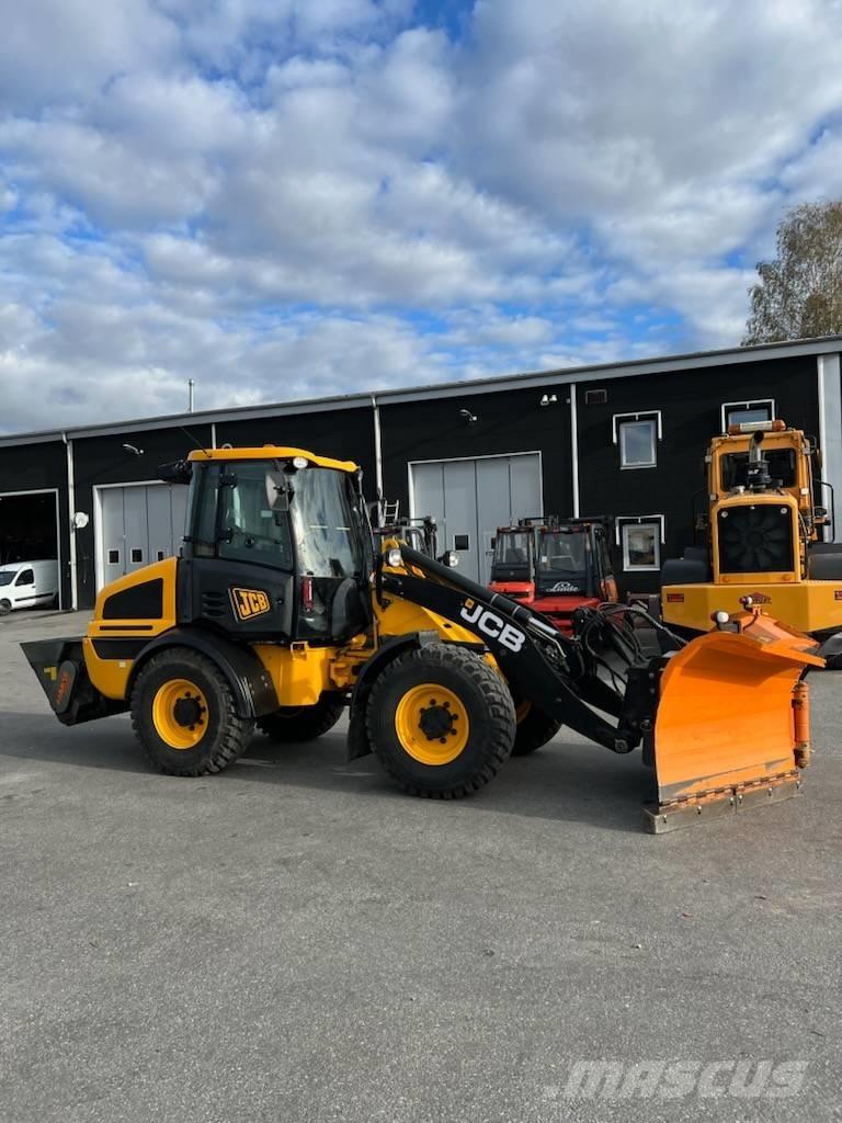 JCB 409 Tekerlekli yükleyiciler