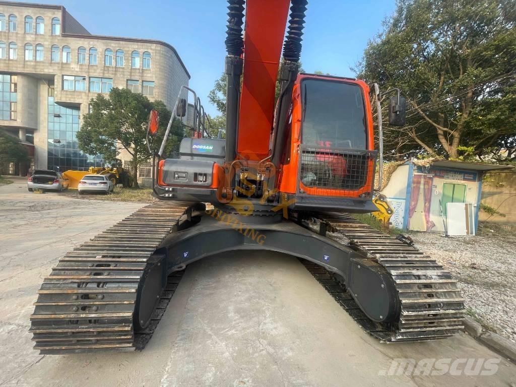 Doosan DX300LC-9C Paletli ekskavatörler