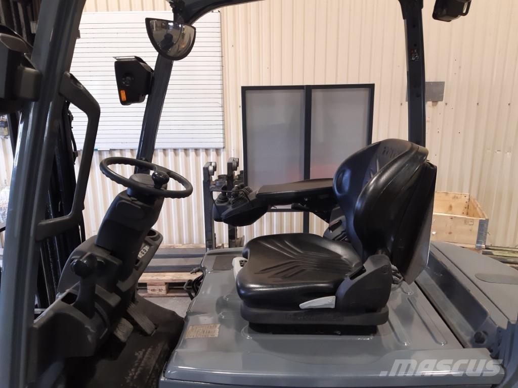 Toyota 8FBMT18 Elektrikli forkliftler