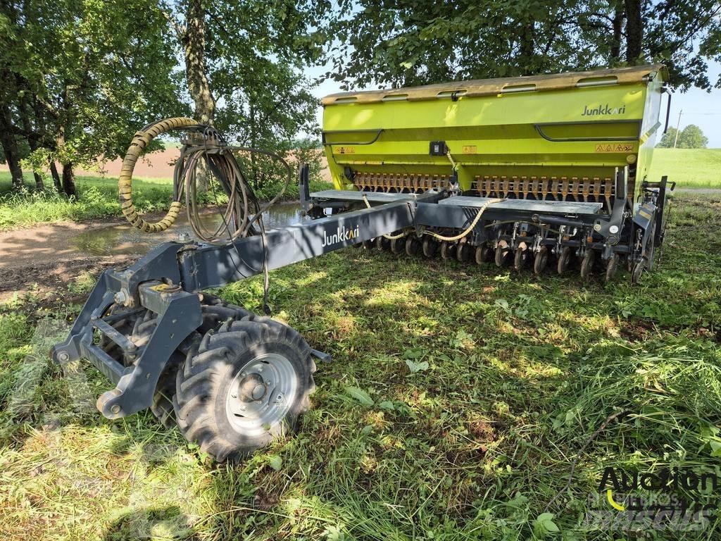 Junkkari M400 Plus Kombine hububat mibzerleri
