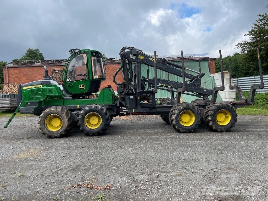 John Deere 1210 G Tomruk yükleyici traktörler