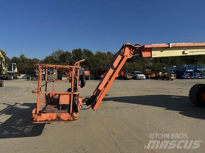 JLG 800AJ Körüklü personel platformları