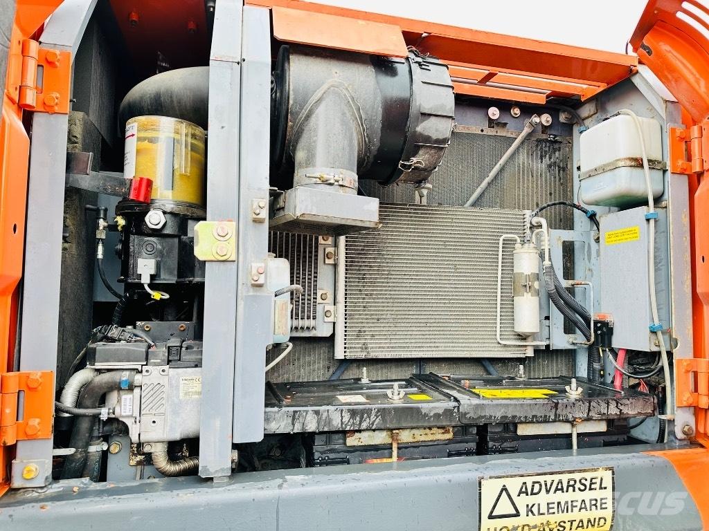 Hitachi Zaxis 170 W Lastik tekerli ekskavatörler