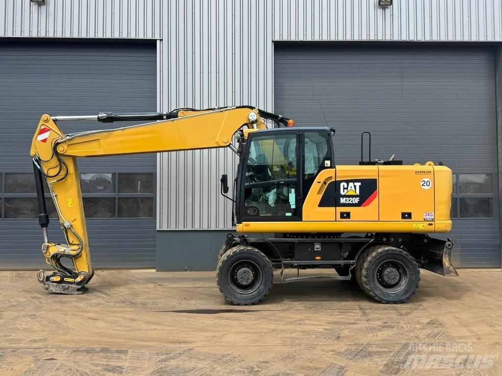 CAT M320F Lastik tekerli ekskavatörler