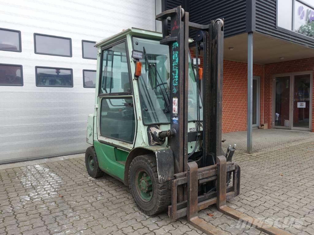 Mitsubishi FD 25 T Dizel forkliftler