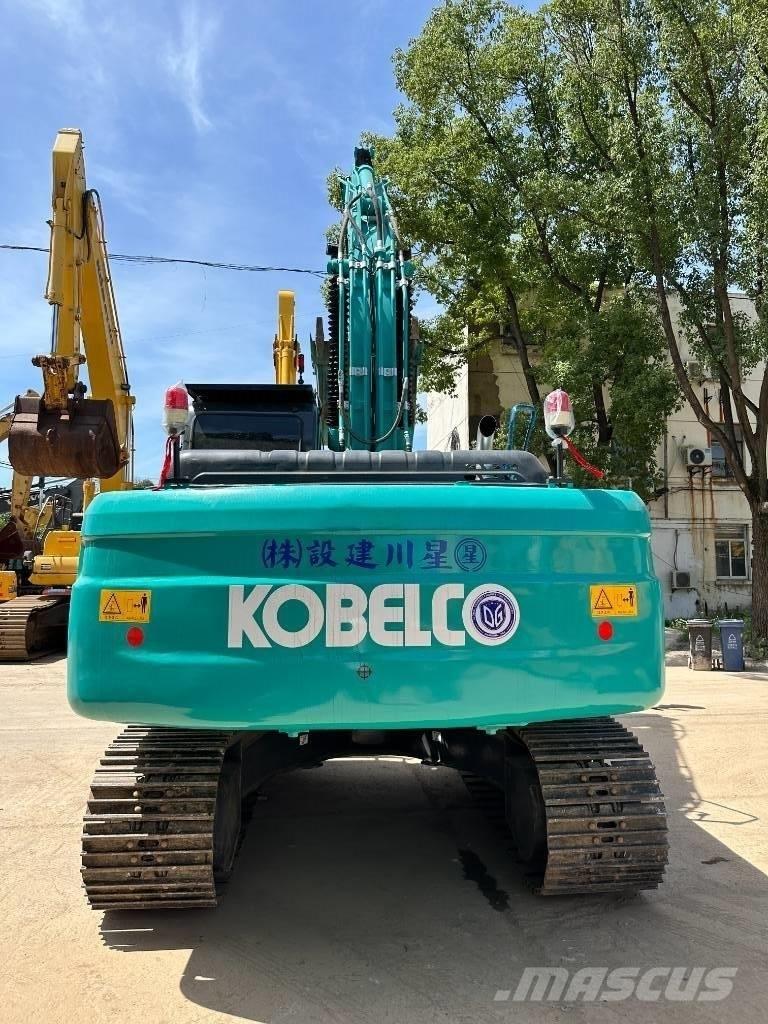 Kobelco SK 200 Paletli ekskavatörler