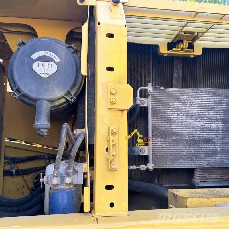 Komatsu PC 200-8 Paletli ekskavatörler