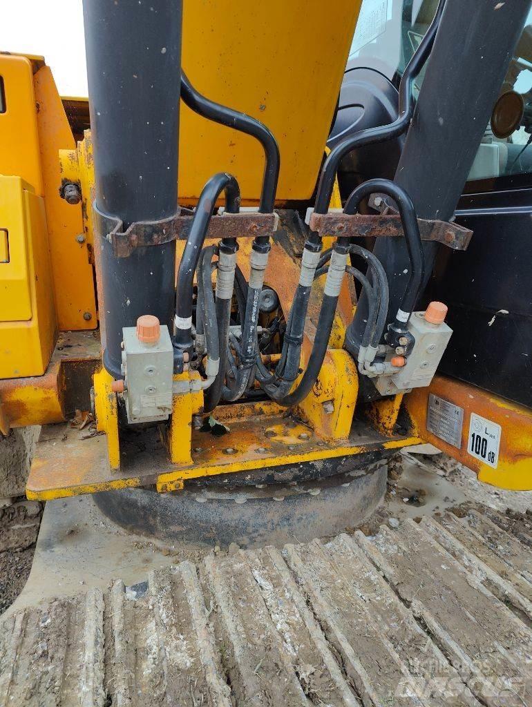 JCB JS 160 LC Paletli ekskavatörler