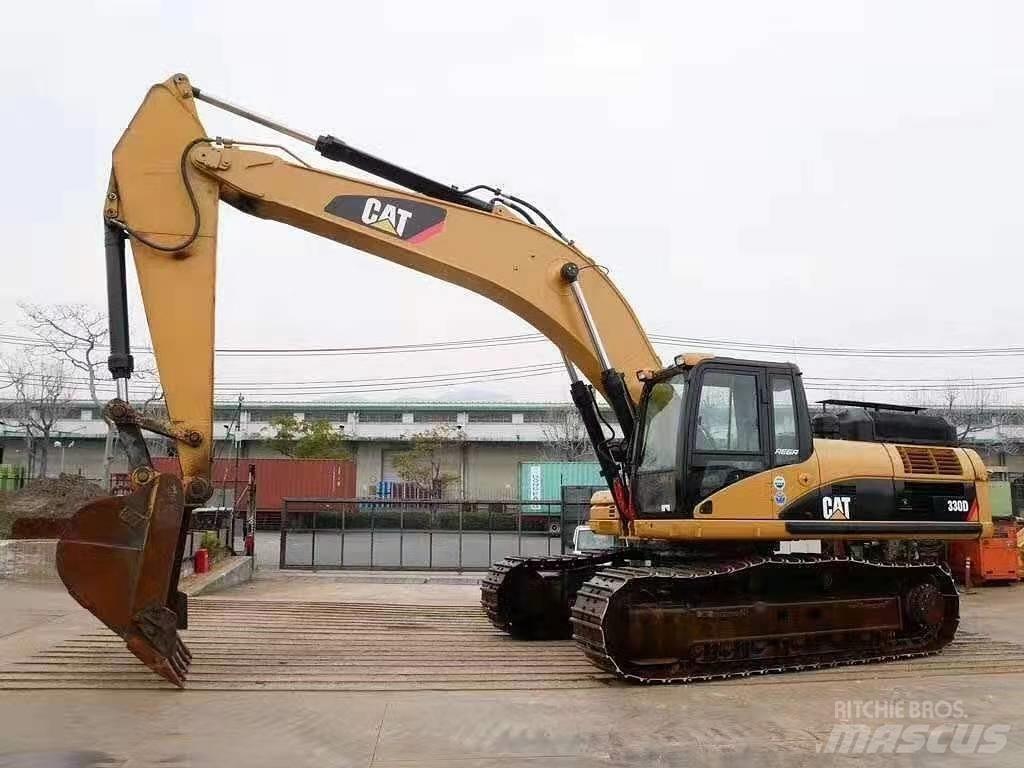 CAT 330 D Paletli ekskavatörler