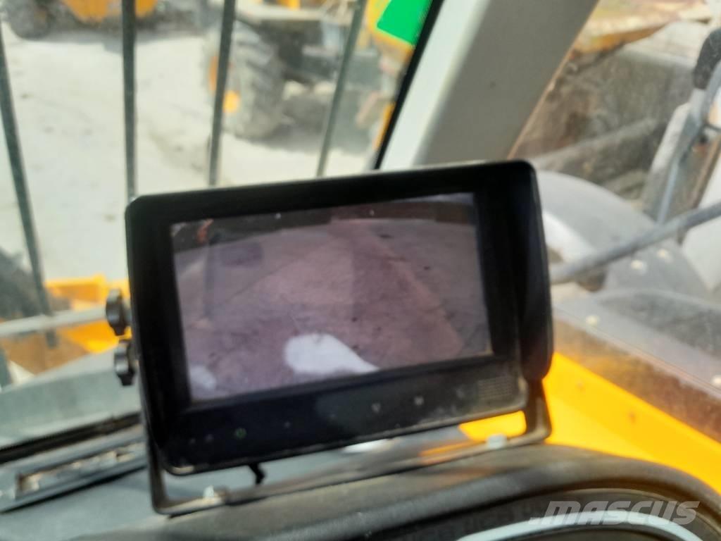 JCB 540-140 Hi-Viz Tarimsal teleskopik yükleyiciler