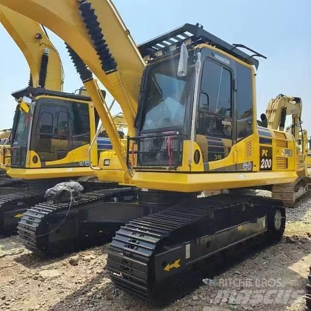 Komatsu PC 200-8 Midi ekskavatörler 7 - 12 t