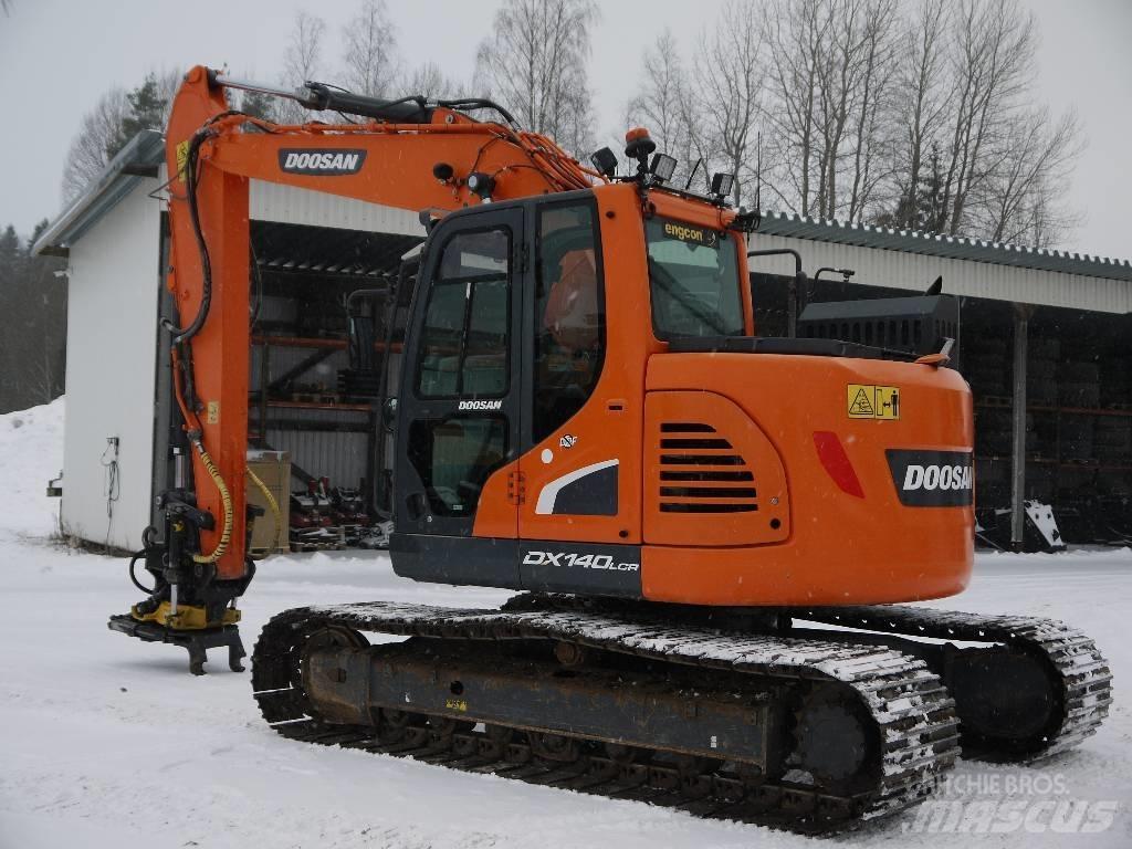 Doosan DX 140 LCR-5 Paletli ekskavatörler