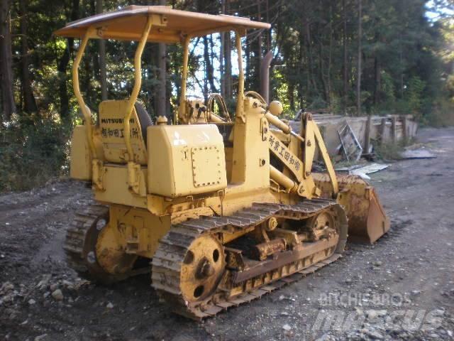 Mitsubishi BS3F Paletli dozerler