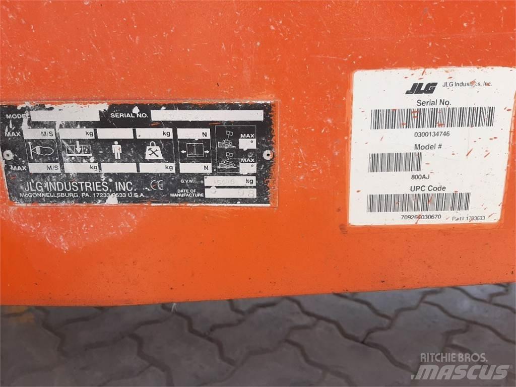 JLG 800AJ Körüklü personel platformları