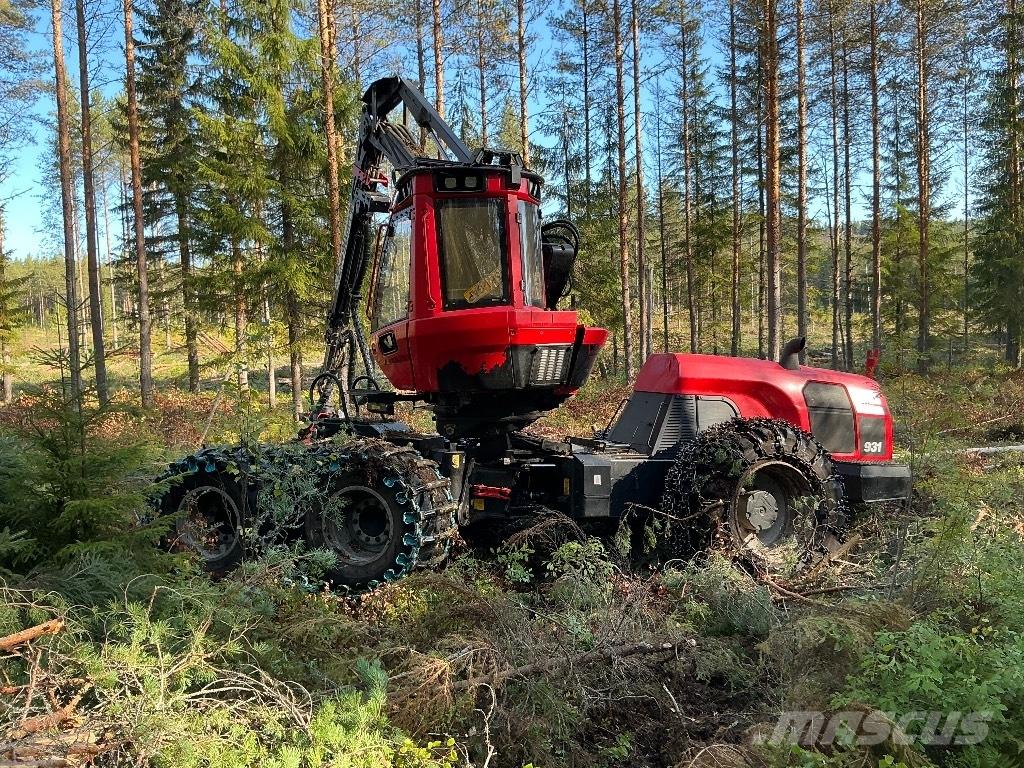Komatsu 931-3 Biçerdöverler