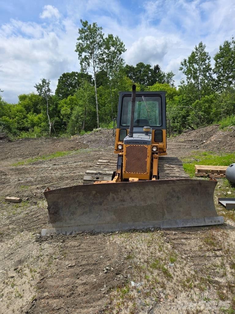 CAT D 3 B LGP Paletli dozerler