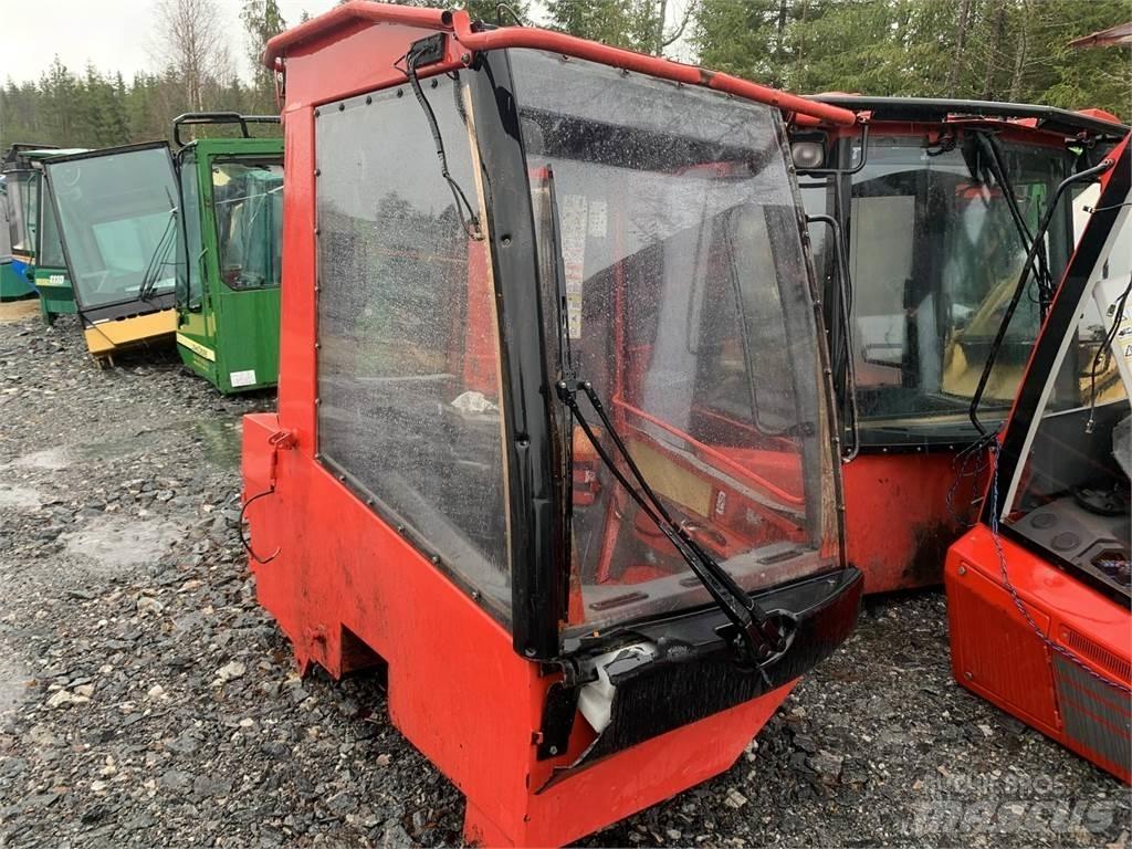 Komatsu 901TX Kabin