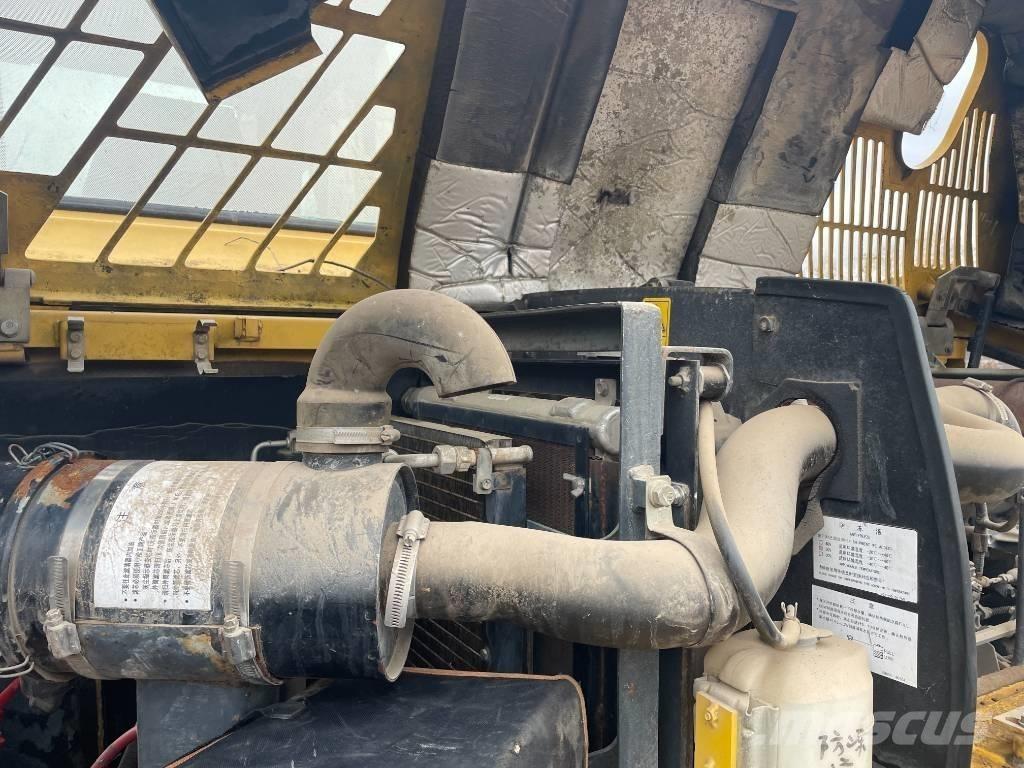 Komatsu PC 60 Paletli ekskavatörler