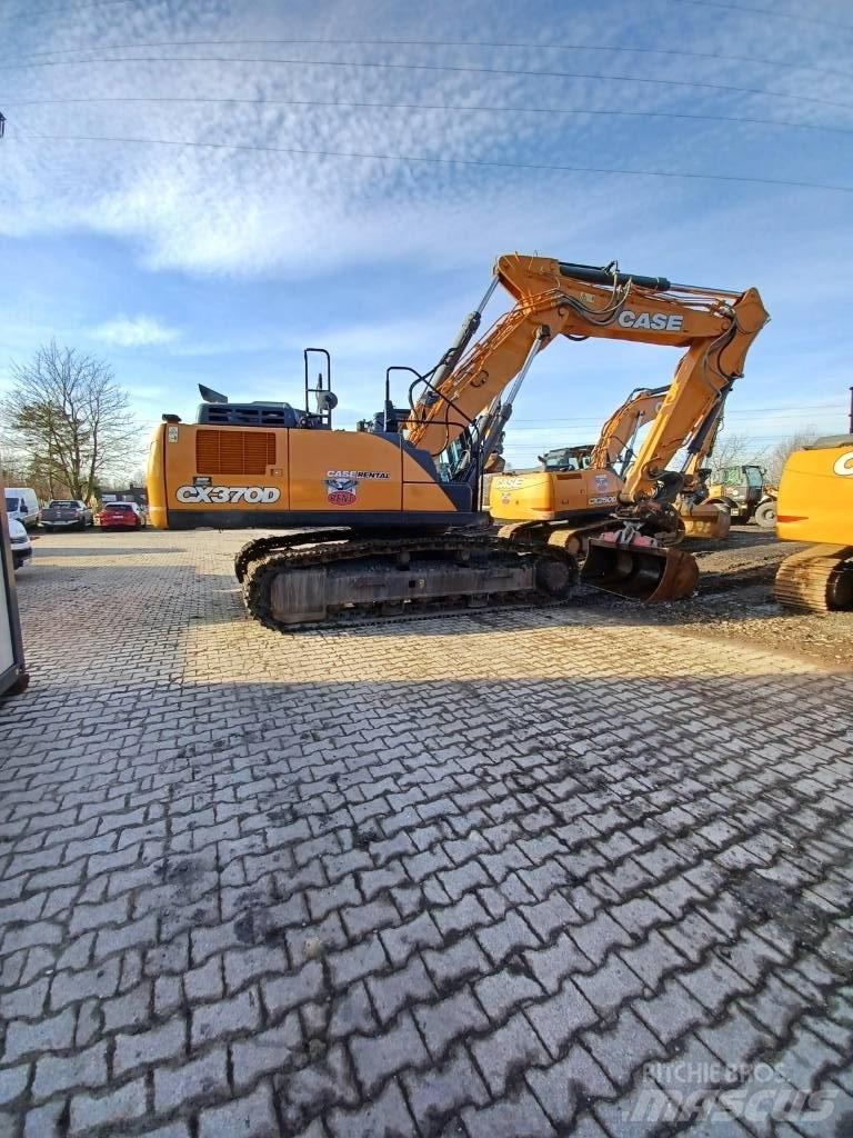 CASE CX 370 D Paletli ekskavatörler
