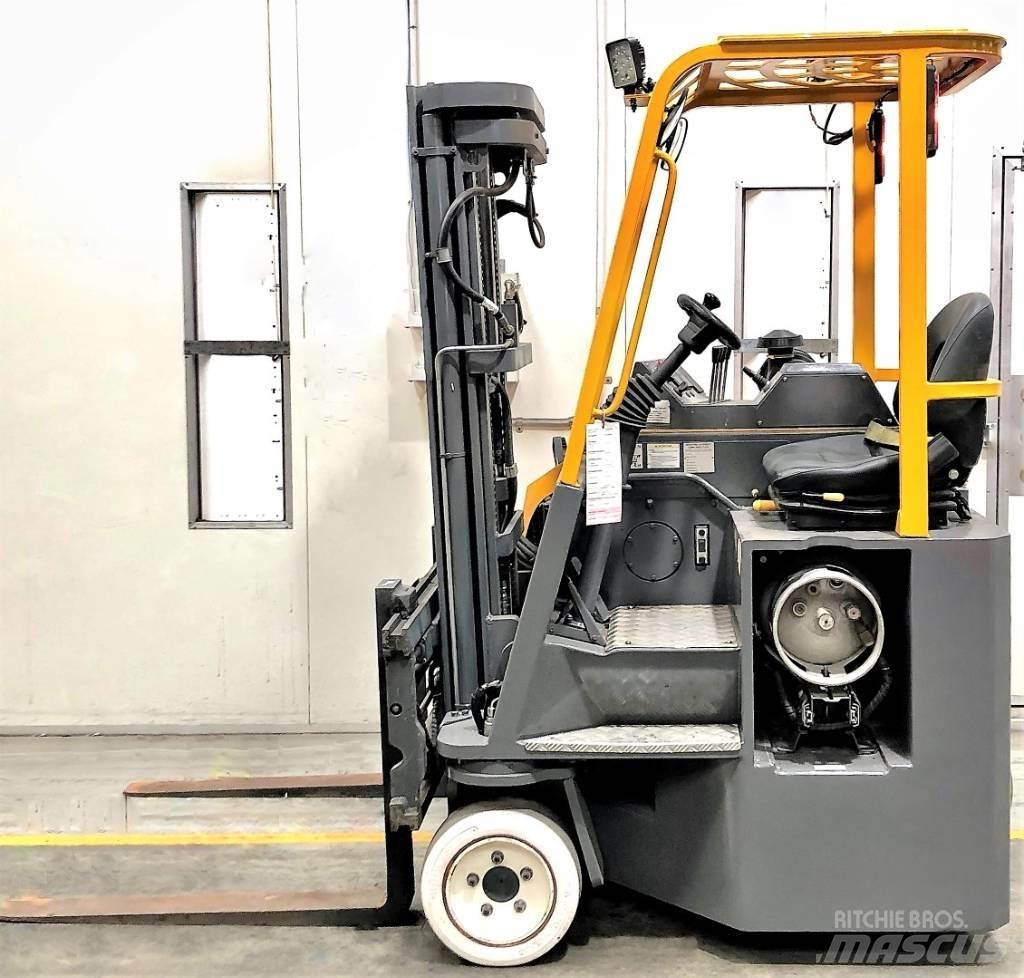 Combilift CB2500 Sideloader - dört yönlü forkliftler