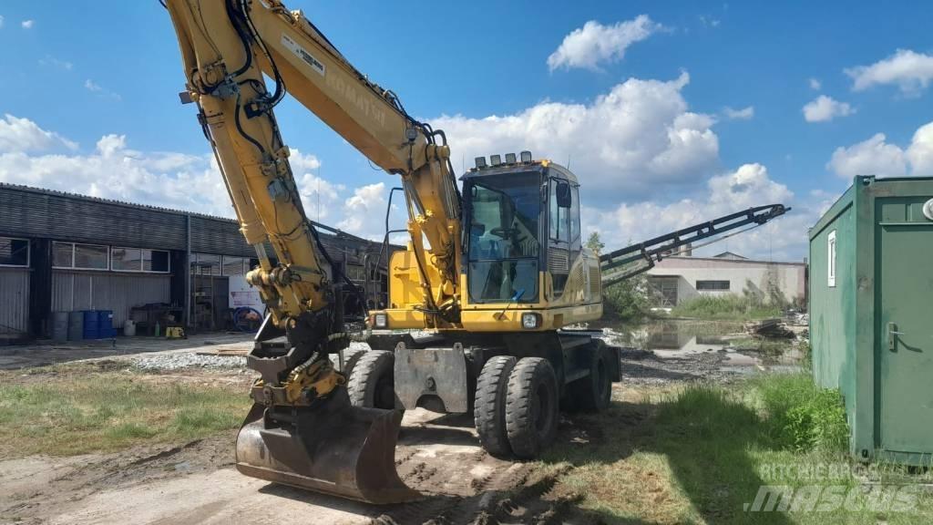 Komatsu PW 140-7 Lastik tekerli ekskavatörler