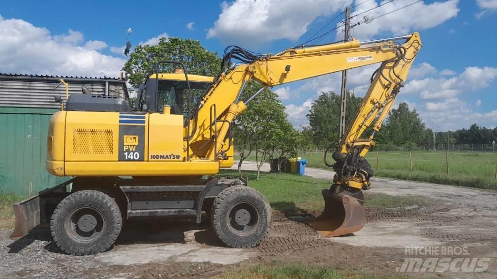 Komatsu PW 140-7 Lastik tekerli ekskavatörler