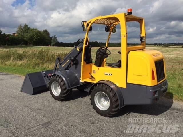 Eurotrac W12 Mini yükleyiciler