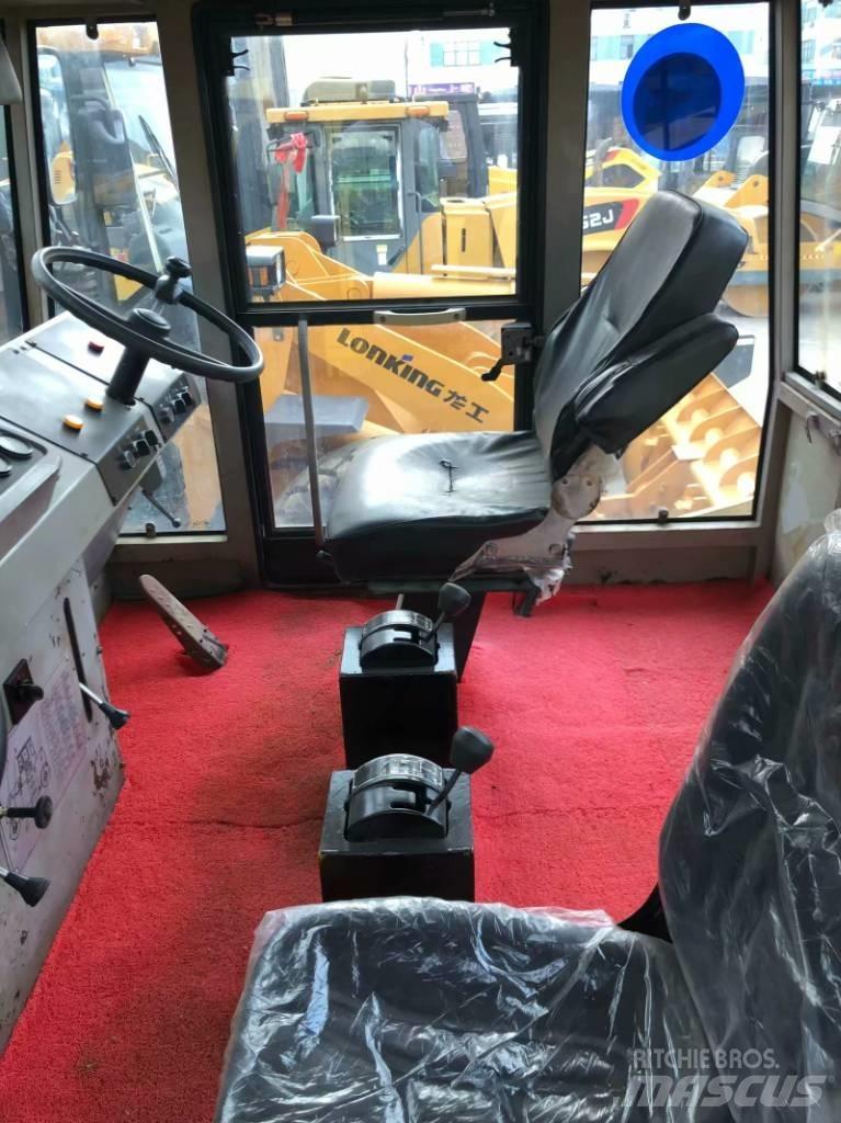 XCMG XP301 Pnömatik lastikli silindirler
