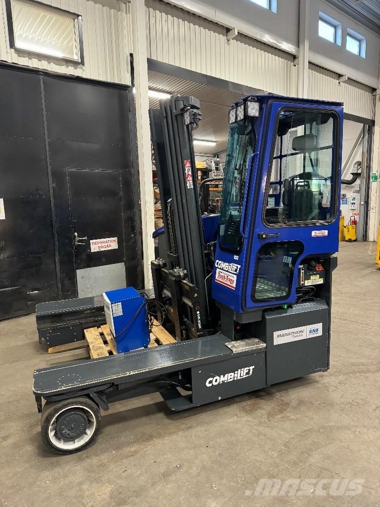 Combilift C4500ET 4 yönlü reach truck