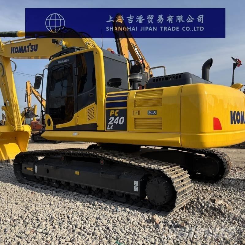Komatsu PC 240 Paletli ekskavatörler