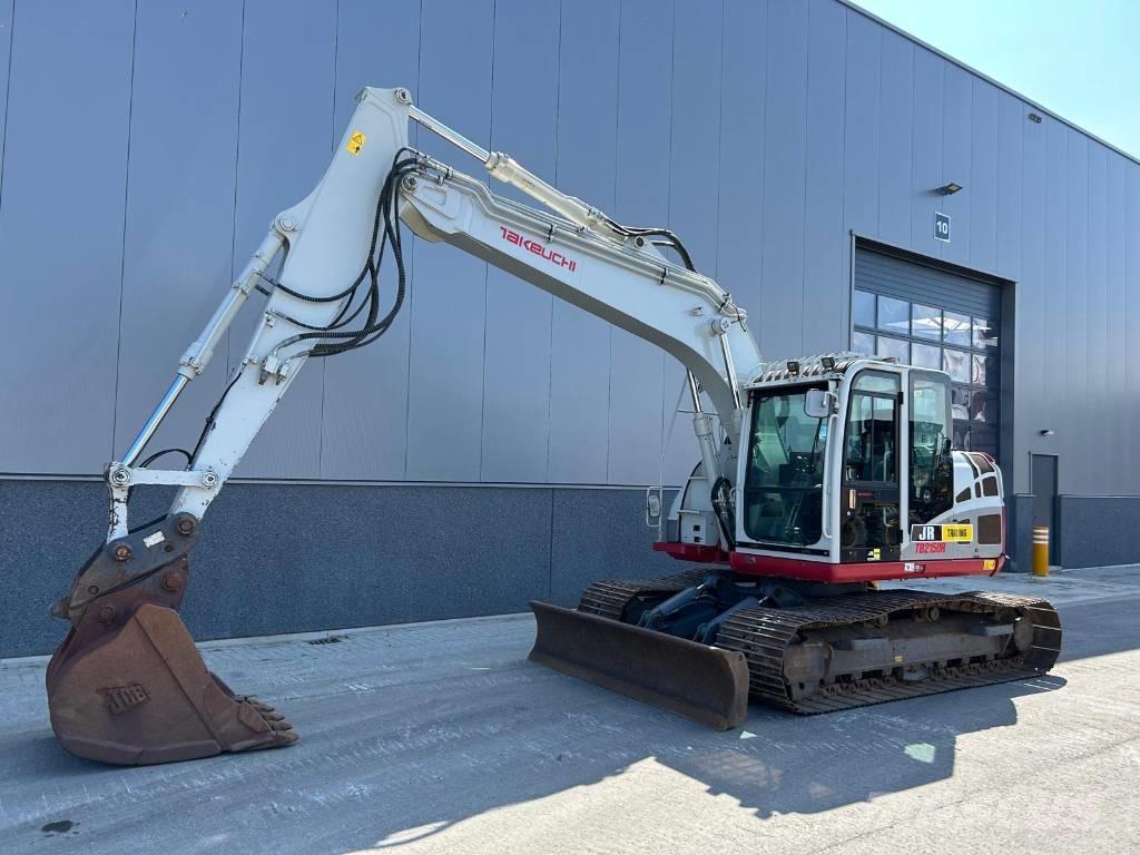 Takeuchi TB 2150 R Paletli ekskavatörler