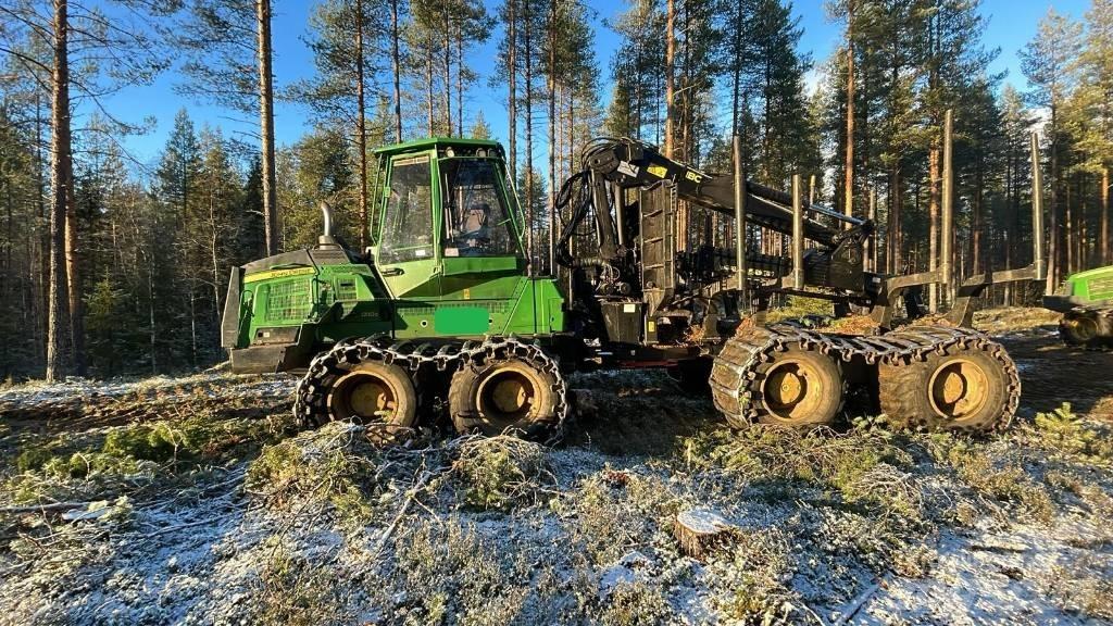 John Deere 1210G Tomruk yükleyici traktörler