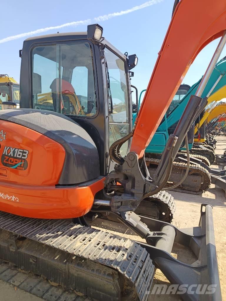 Kubota KX 163 Paletli ekskavatörler