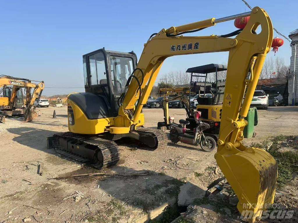 Komatsu PC 40 Paletli ekskavatörler