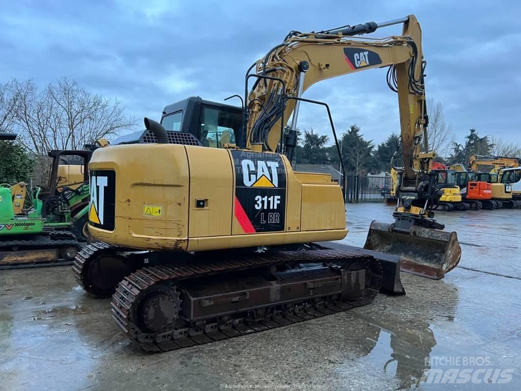 CAT 311F Paletli ekskavatörler