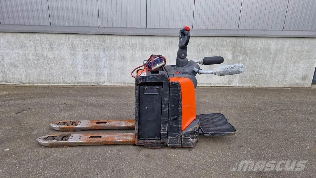 BT LPE 250 Elektrikli forkliftler