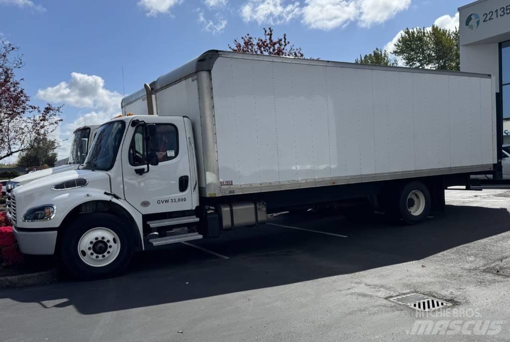 Freightliner M2 Kapali kasa kamyonlar