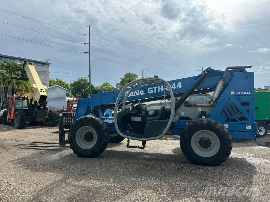 Genie GTH 844 Teleskopik yükleyiciler