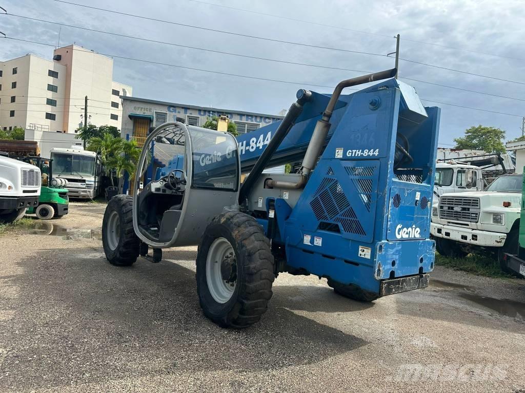 Genie GTH 844 Teleskopik yükleyiciler
