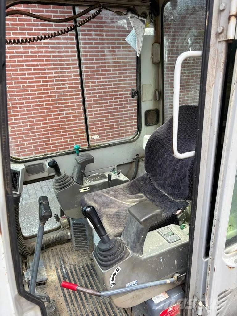 Takeuchi TB 016 Mini ekskavatörler, 7 tona dek