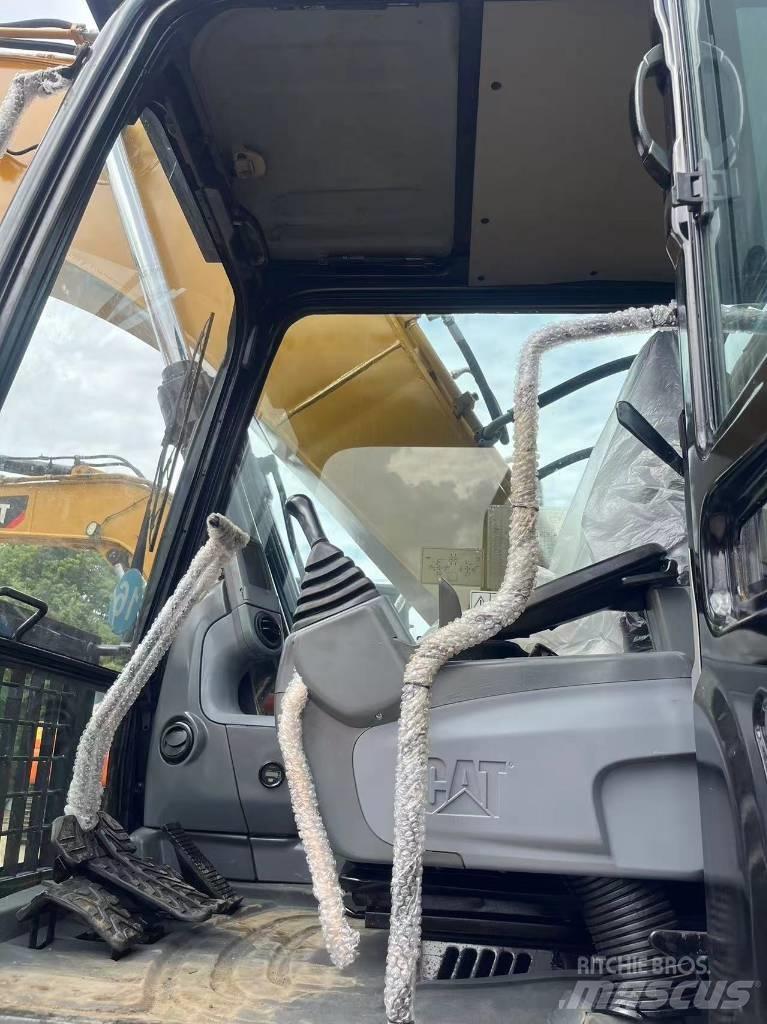 CAT 320 D Paletli ekskavatörler