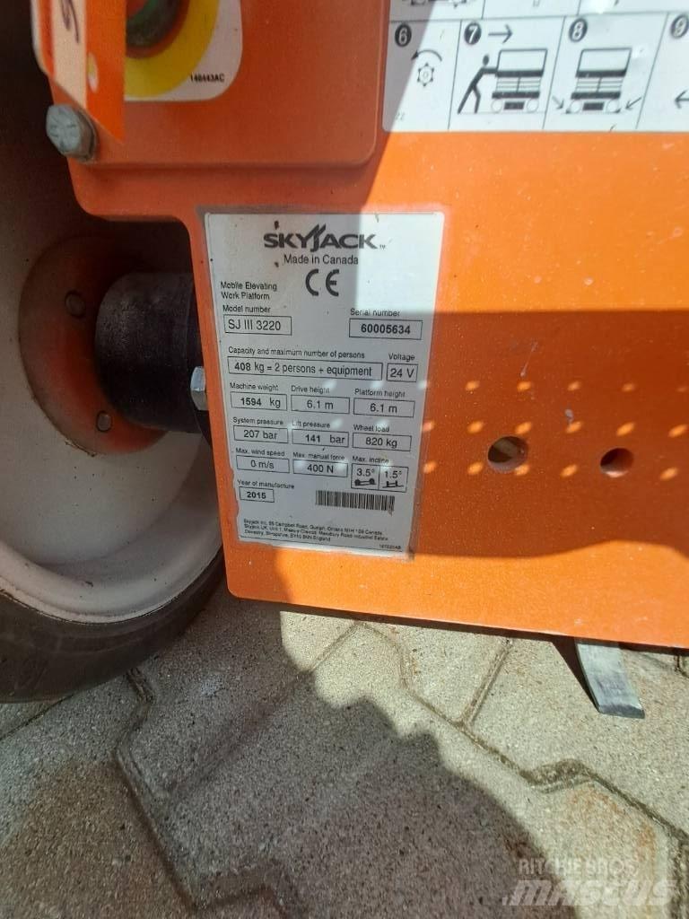 SkyJack SJIII 3220 Makasli platformlar