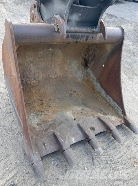 Volvo EC 220 DL Paletli ekskavatörler