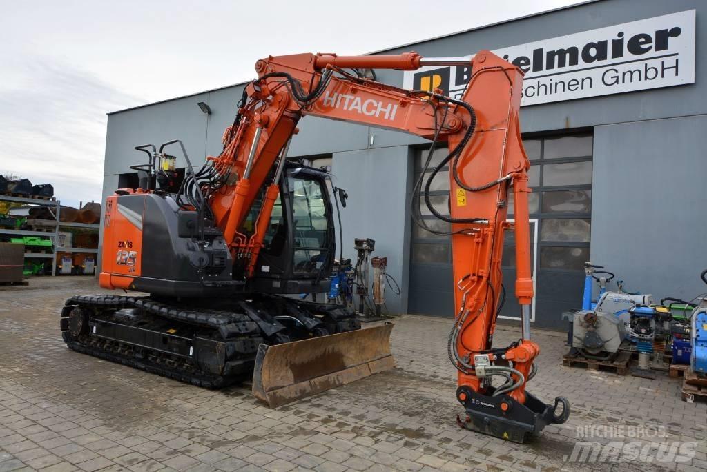 Hitachi ZX 135 US-7 Paletli ekskavatörler